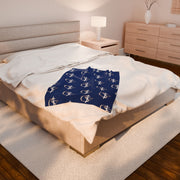 Cozy Velveteen Plush Blanket with Dollar Sign Pattern – Perfect for Home Décor, Gifts, and Celebrations